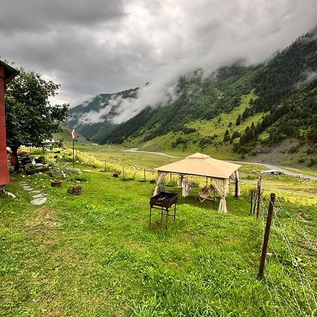 Pirikiti Hotel Akhmeta Buitenkant foto