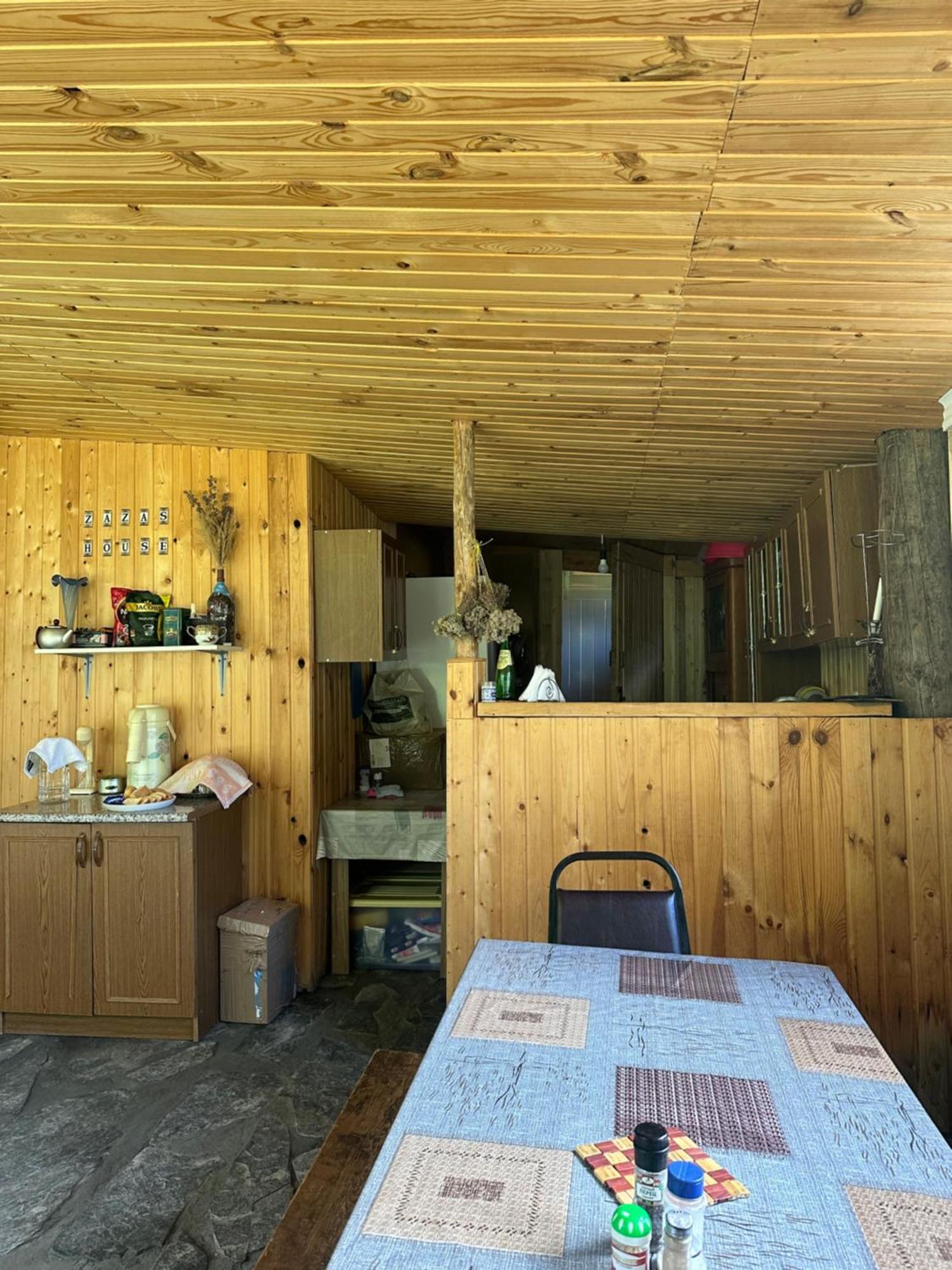 Pirikiti Hotel Akhmeta Buitenkant foto
