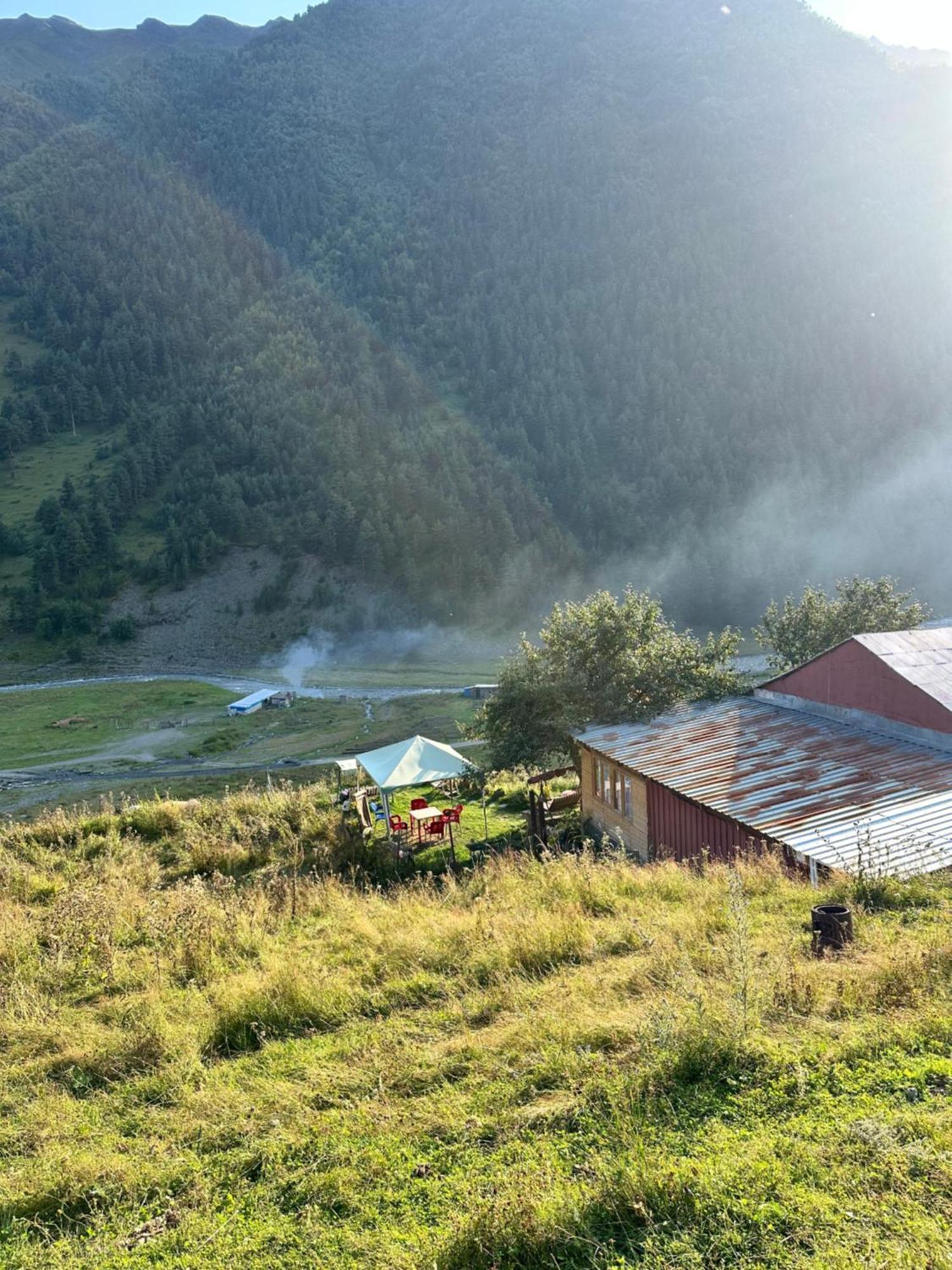 Pirikiti Hotel Akhmeta Buitenkant foto